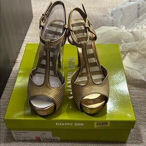 Gianni Bini Gold Women's Heels